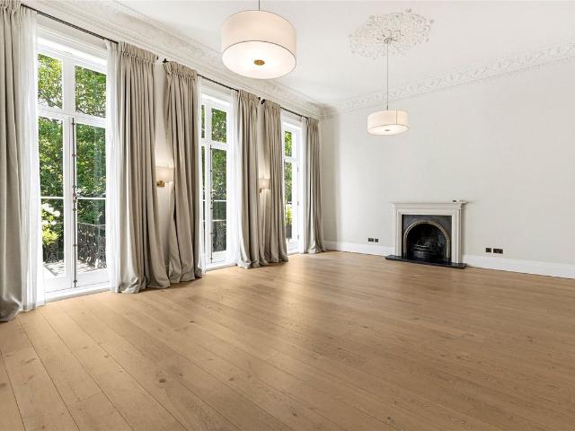 Apartment for rent in Brompton, Greater London