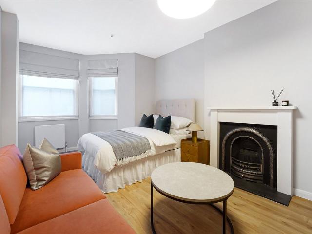 Studio for rent in The Boltons, Greater London