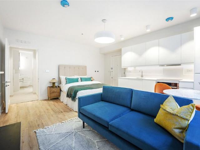 Apartment for rent in Brompton, Greater London