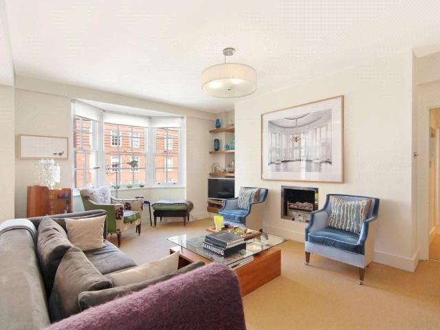 Apartment for rent in Chelsea, Greater London