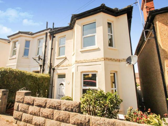 Apartment for rent in Winton, Bournemouth