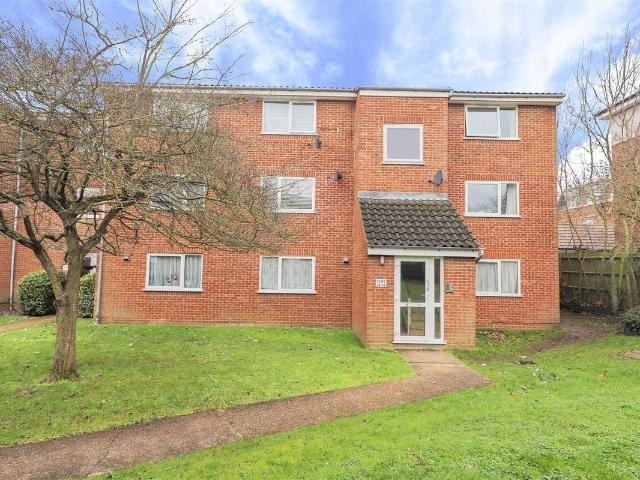 Apartment for rent in Ickenham, Greater London