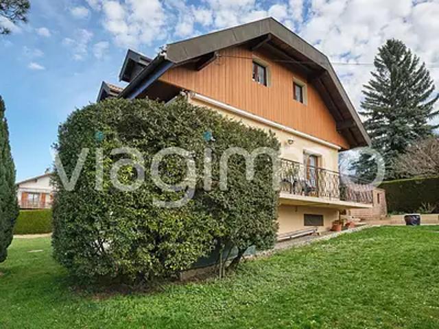 Maison vente à Saint-Julien-en-Genevois, Cranves-sales