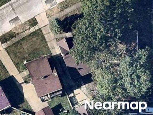 House for sale in Cleveland