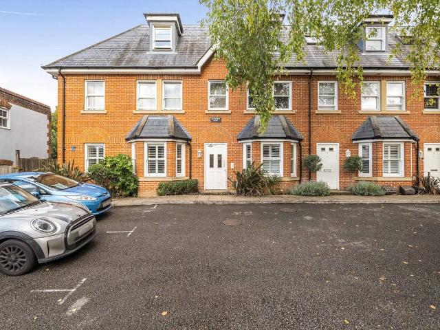 Apartment for rent in Fulflood, Hampshire