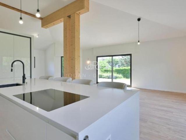 Haus kaufen in Crassier, Waadt