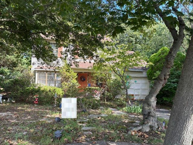 House for sale in Shadowbrook, Washington Township