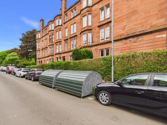 Apartment for rent in Thornwood, Partick