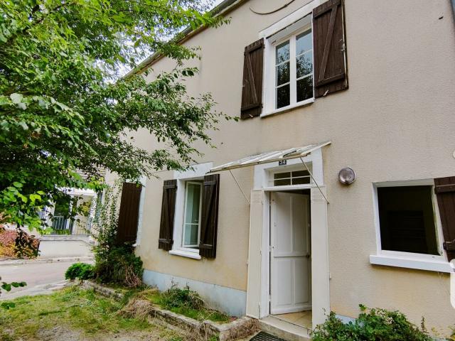 Maison vente à Auxerre, Cravant