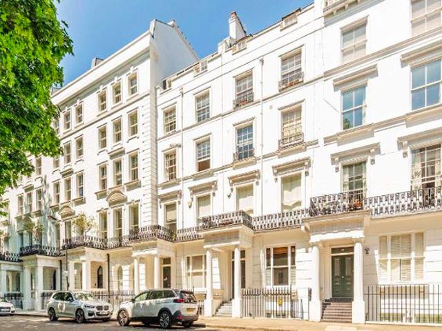 Apartment for rent in Bayswater, Greater London