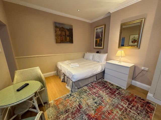 Studio for rent in Bayswater, Greater London