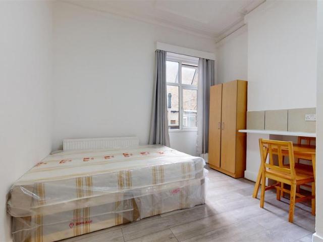 Apartment for rent in Harlesden, Greater London