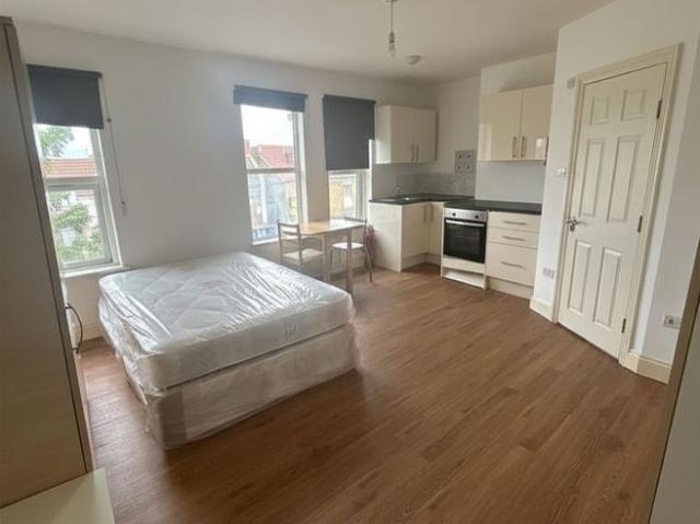 Apartment for rent in Harlesden, Greater London