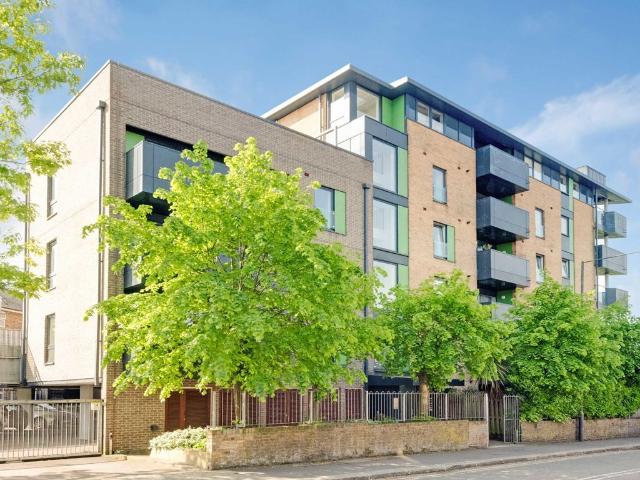 Apartment for rent in Harlesden, Greater London