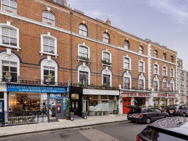 Apartment for rent in Paddington, Greater London