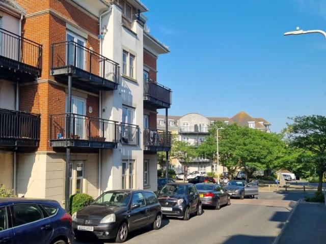 Apartment for rent in Monks Orchard, Kent