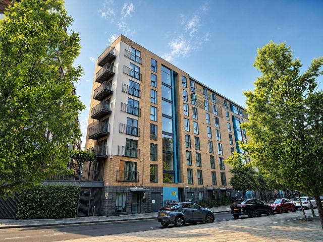 Apartment for rent in Colindale, Greater London