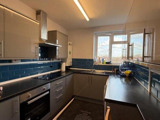 Apartment for rent in Camberwell, Greater London