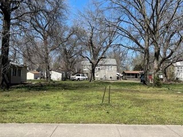 Land for sale in Parsons
