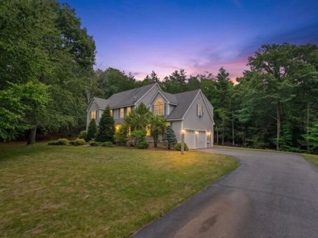 House for sale in New Hampshire