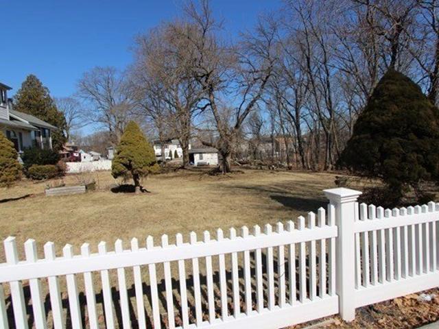 Land for sale in Worcester, Massachusetts