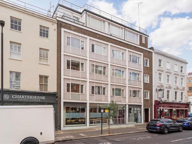 Apartment for rent in Marylebone, Greater London