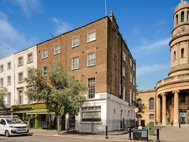 Apartment for rent in Marylebone, Greater London