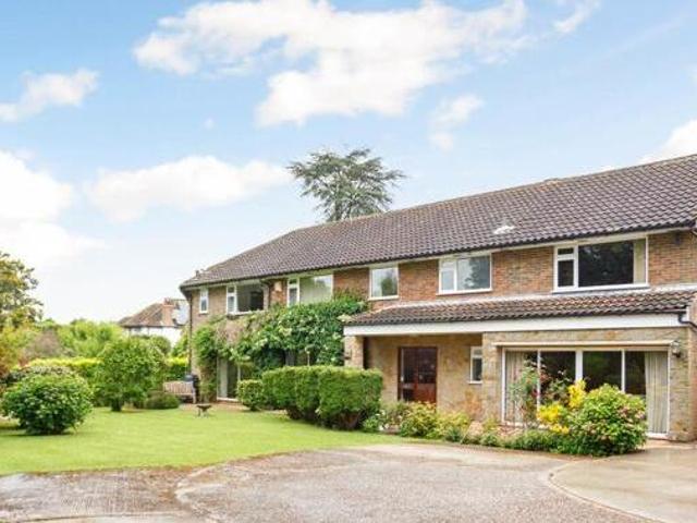 House for sale in Horsham, West Sussex