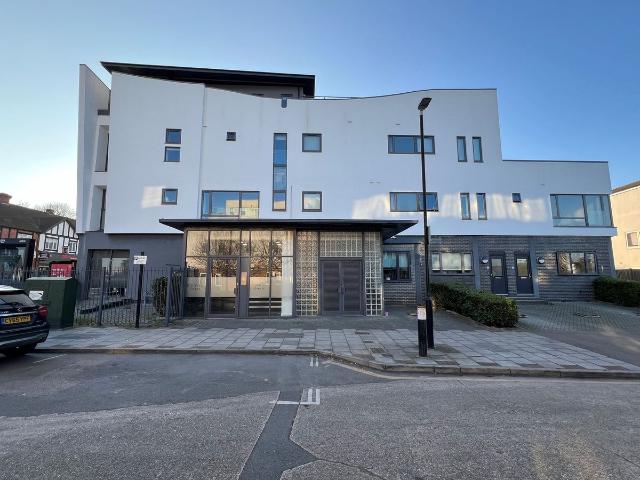 Apartment for rent in Albany Park, Greater London