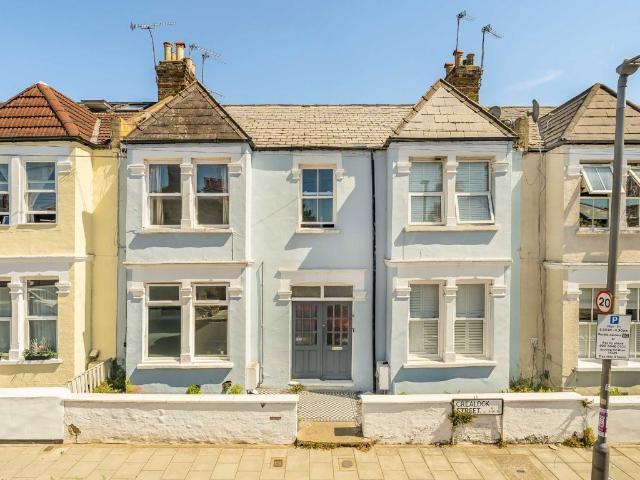 Apartment for rent in Earlsfield, Greater London