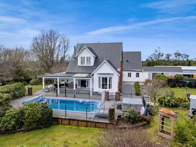House for rent in Taranaki