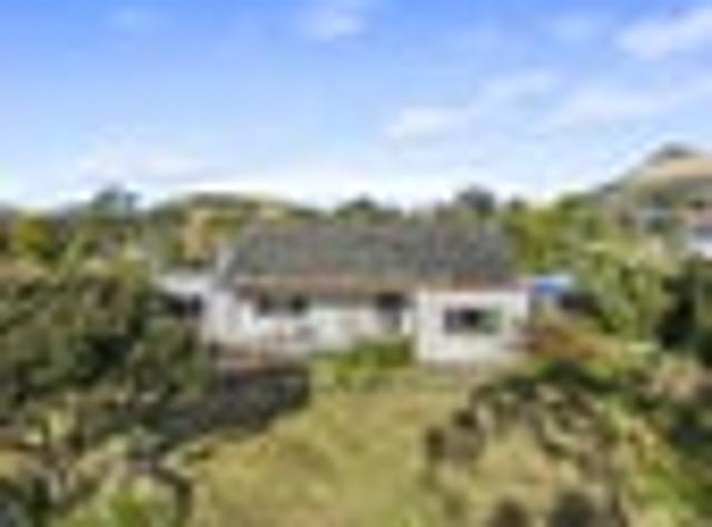 House for sale in Otakou