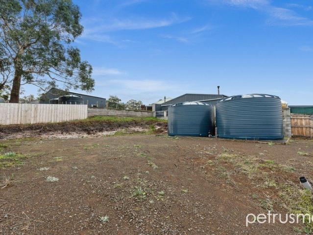 Land for sale in Dodges Ferry, Tasmania