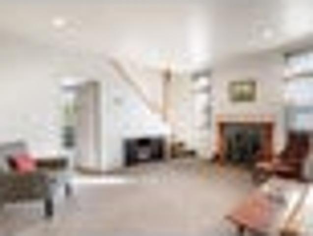 House for sale in Balmoral
