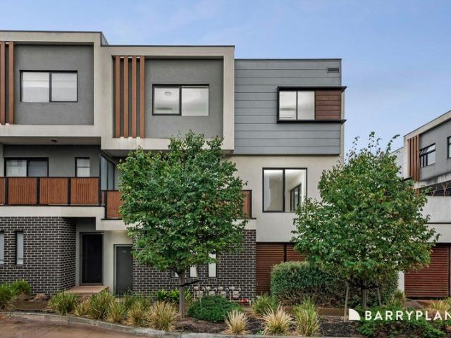 Townhouse for sale in Camerons Creek, Victoria