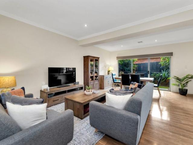 Townhouse for rent in Camerons Creek, Victoria