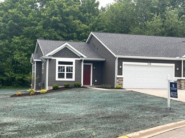 Condo for sale in Hart