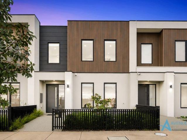 Townhouse for sale in Camerons Creek, Victoria