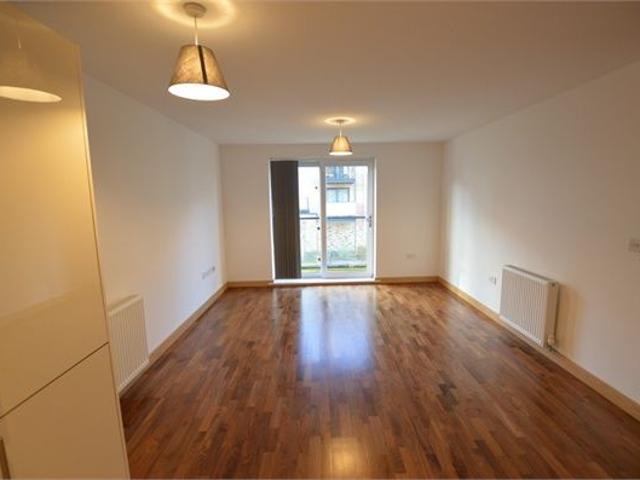 Apartment for rent in Monks Orchard, Kent