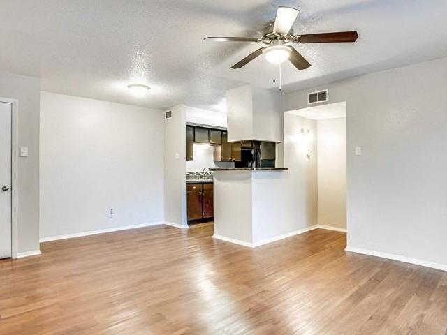 Apartment for rent in Richland Hills, Tarrant County