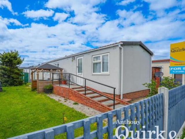 House for sale in Canvey Island