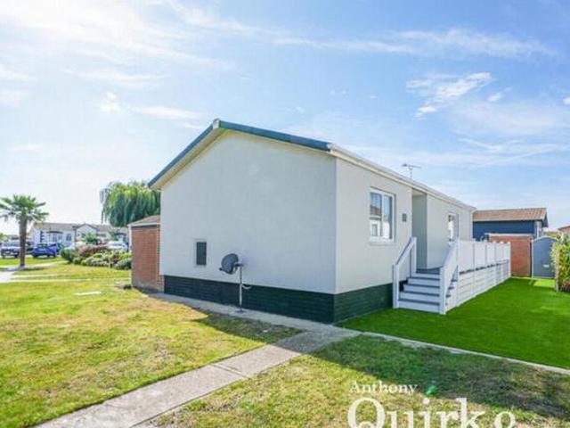 House for sale in Canvey Island