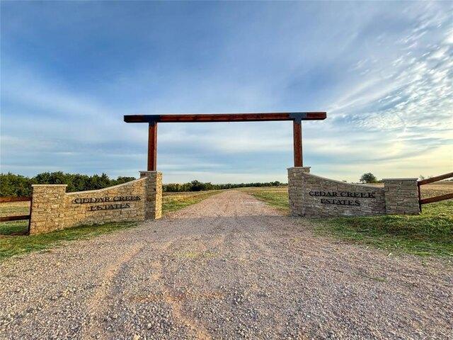 Land for sale in Guthrie