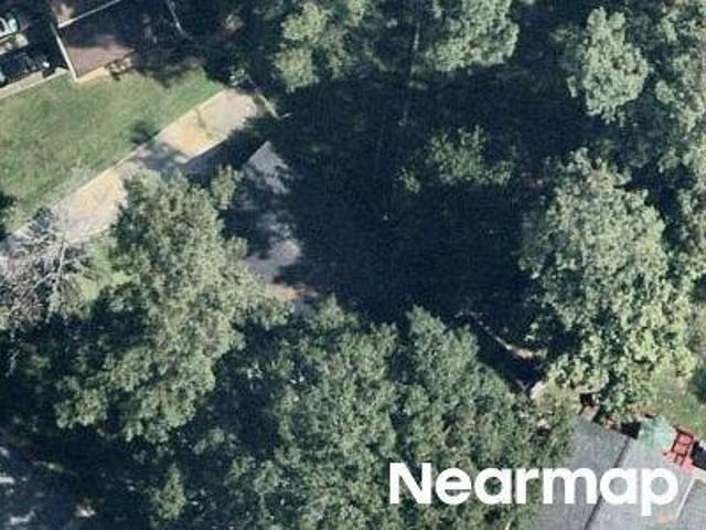 House for sale in Red Oak, Georgia