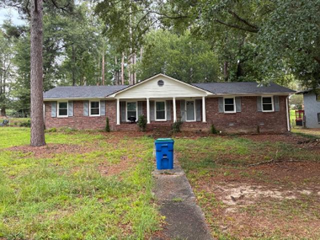 House for sale in Red Oak, Georgia