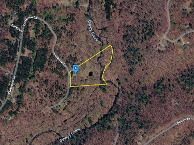 House for sale in Berkeley Springs, West Virginia