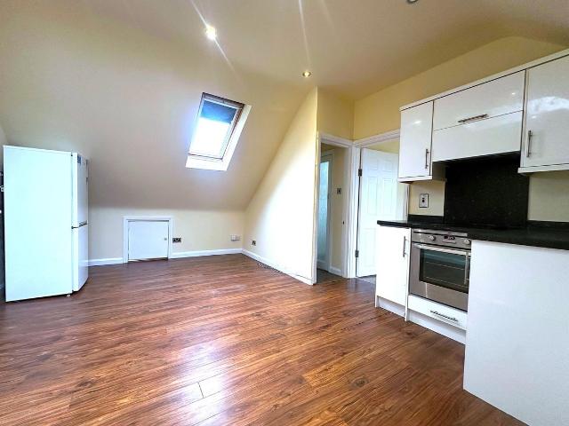 Apartment for rent in London Borough of Ealing, Greater London