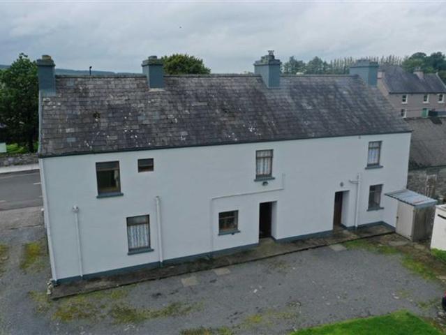 Detached House for sale in Curragh, Connacht