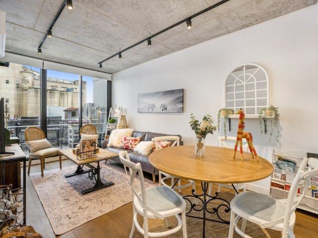 Room for rent in Camerons Creek, Victoria