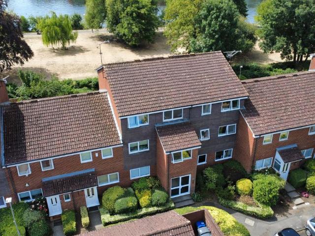 Apartment for rent in Reading